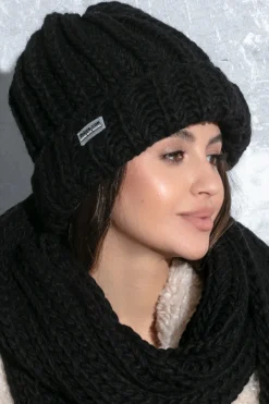 Czapki>Fobya Czapka o grubym splocie chunky knit F1548