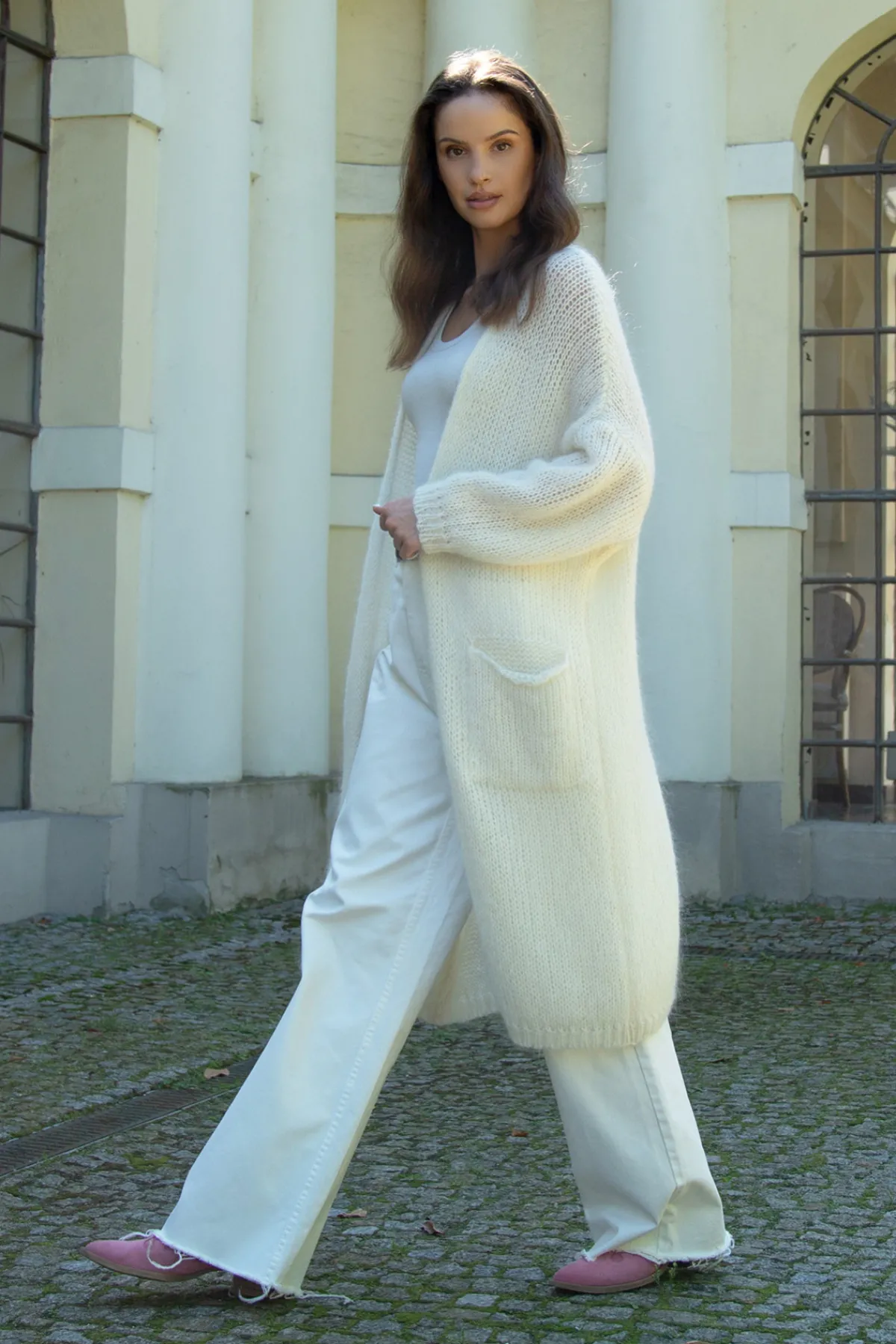 Kardigany Na Jesień I Zimę | Kardigany Eleganckie>Fobya Delikatny długi kardigan z wełny alpaki F1734 ecru