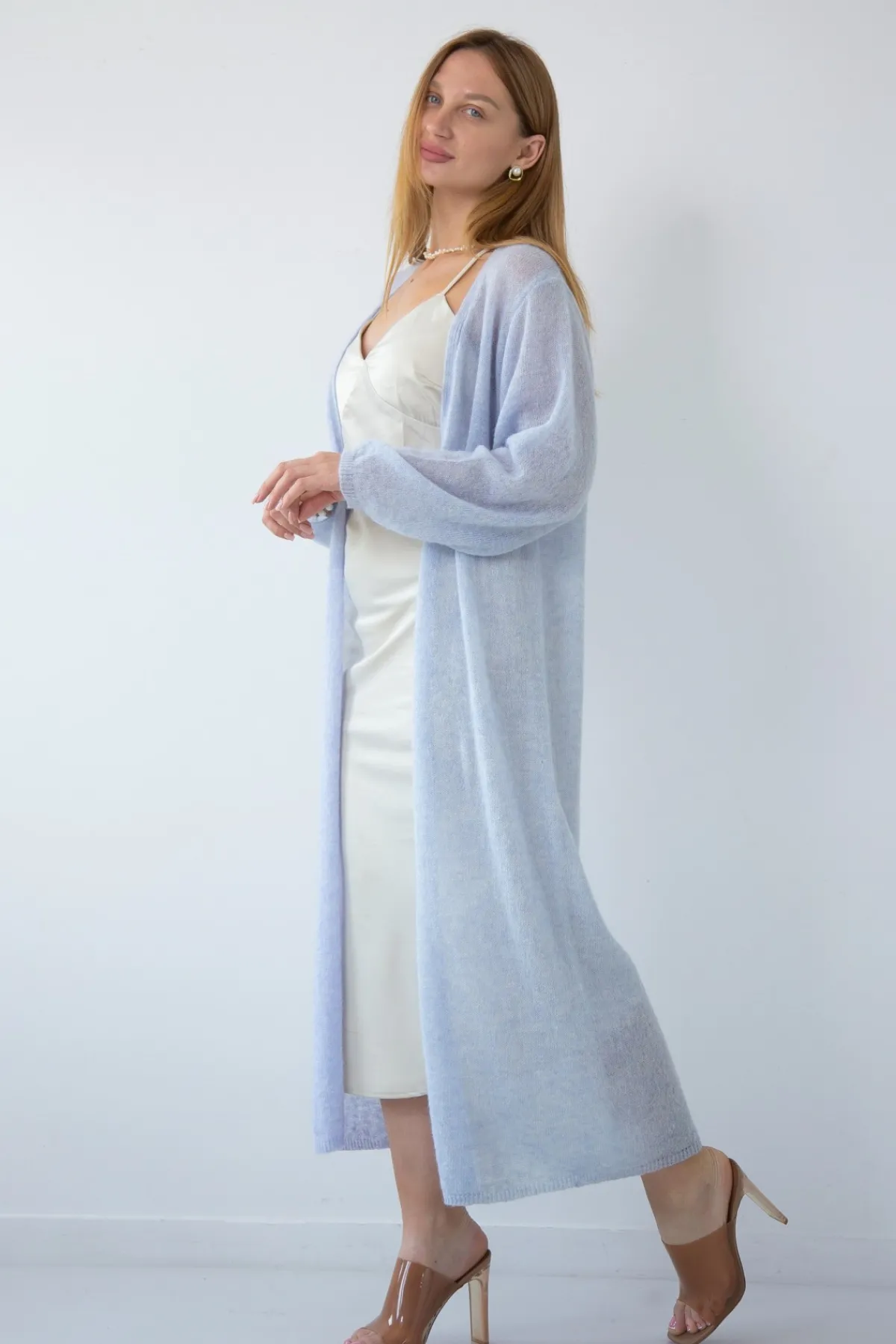Kardigany Eleganckie | Kardigany Klasyczne>Fobya Długi kardigan mgiełka z wełny baby alpaka i wełny virgin F2042 niebieski