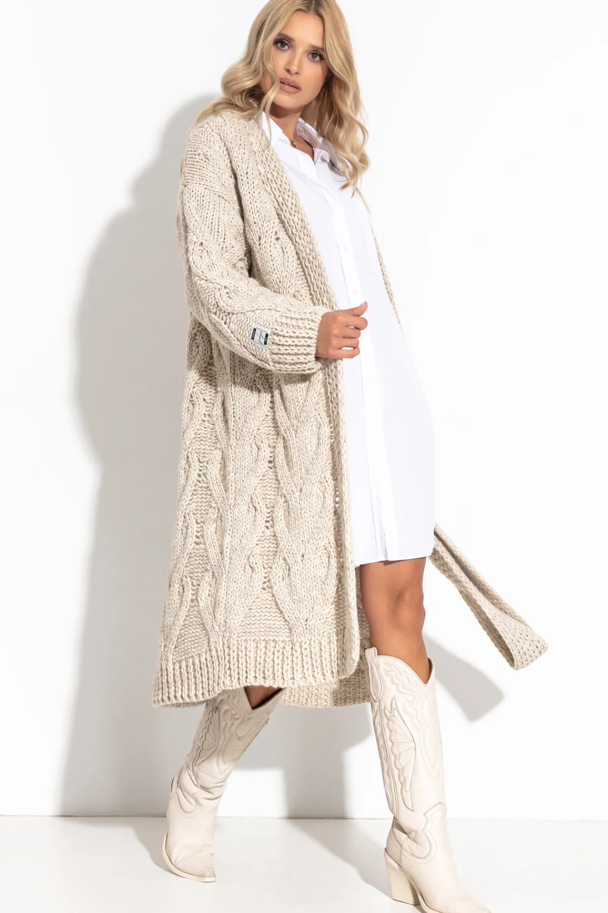 Kardigany Na Jesień I Zimę | Kardigany Z Paskiem>Fobya Długi wełniany Kardigan z ozdobnym grubym splotem Chunky Knit F1261 beżowy