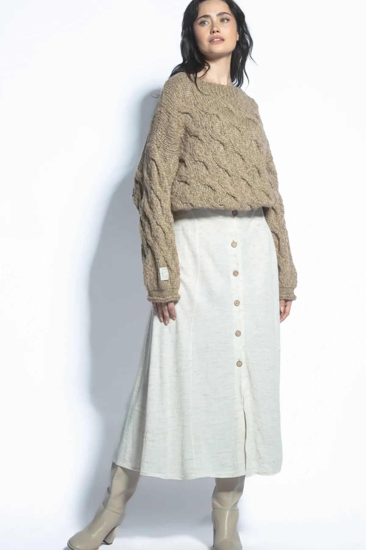 Swetry Na Jesień I Zimę | Ciepłe Swetry>Fobya Elegancki sweter z wełny dziewiczej i wełny alpaki F1767 mocca