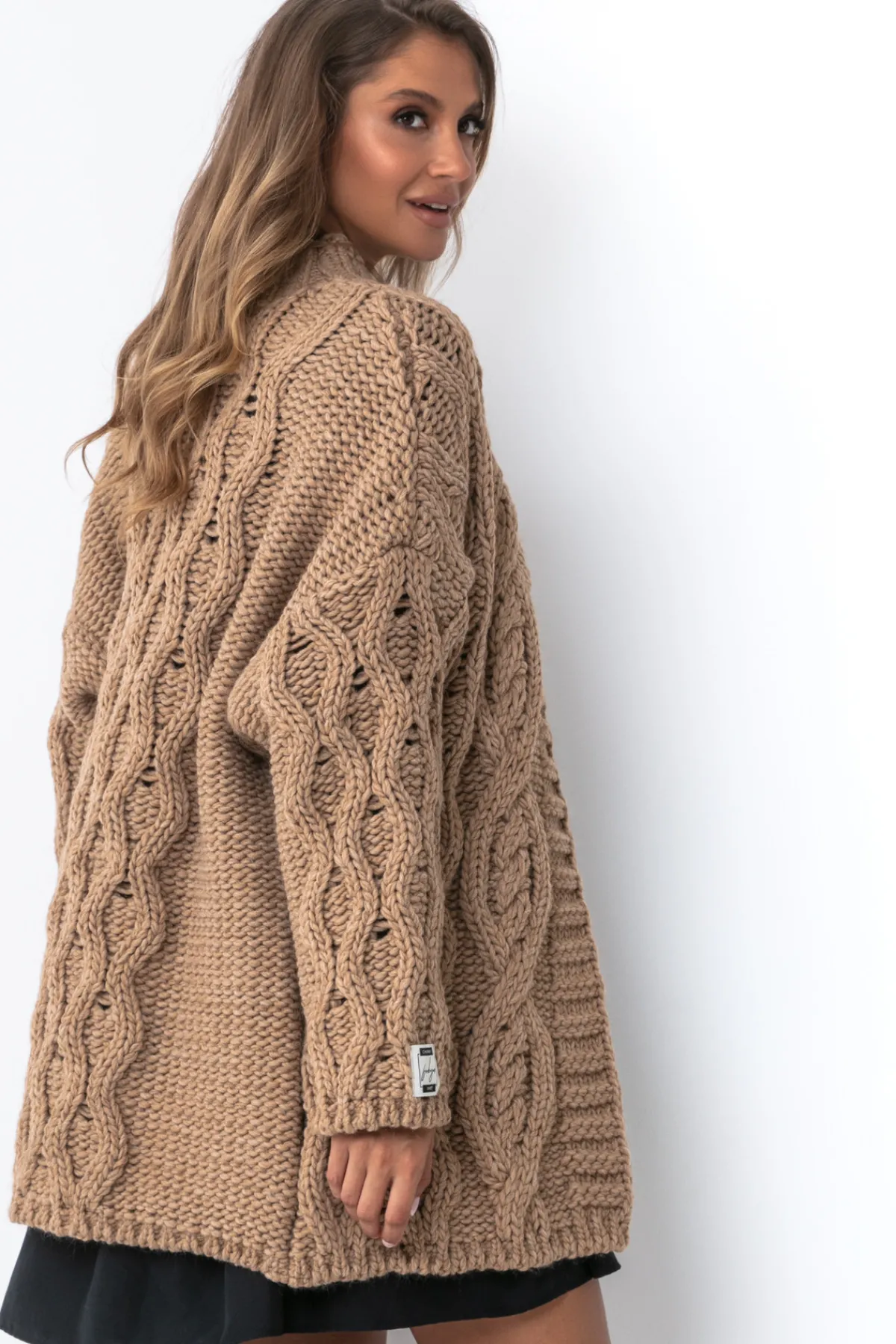 Kardigany Na Jesień I Zimę | Kardigany Klasyczne>Fobya Kardigan o grubym splocie Chunky Knit F1555 carmel