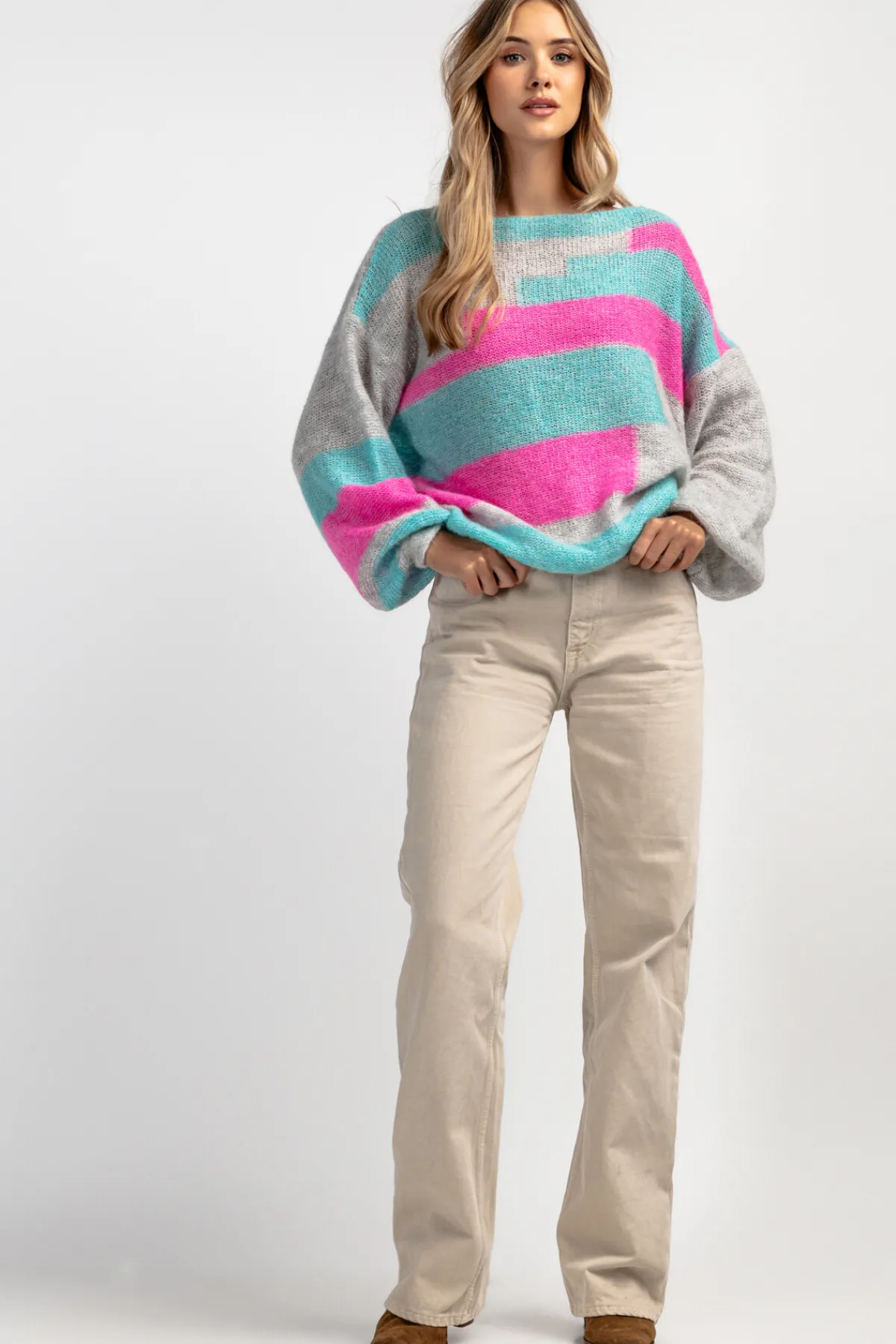 Swetry Oversize | Cienkie Swetry>Fobya Kolorowy casualowy sweter z wełny F1895 sweetpink