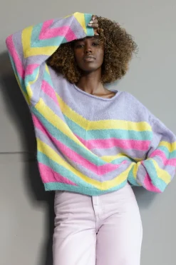 Swetry Oversize | Swetry We Wzór>Fobya Kolorowy moherowy sweter w paski F1970 fioletowy
