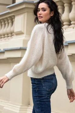 Swetry Eleganckie | Swetry Krótkie><noscript><img width=
