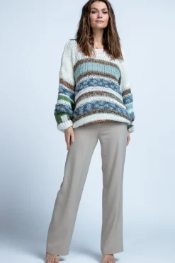 Swetry Oversize | Cienkie Swetry>Fobya Lekki oversizowy kolorowy sweter F1842 niebieski