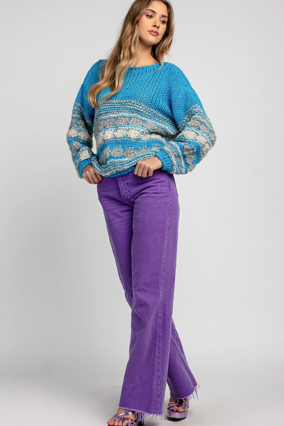 Swetry Oversize | Swetry Eleganckie>Fobya Luźny kolorowy sweter F1820 niebieski