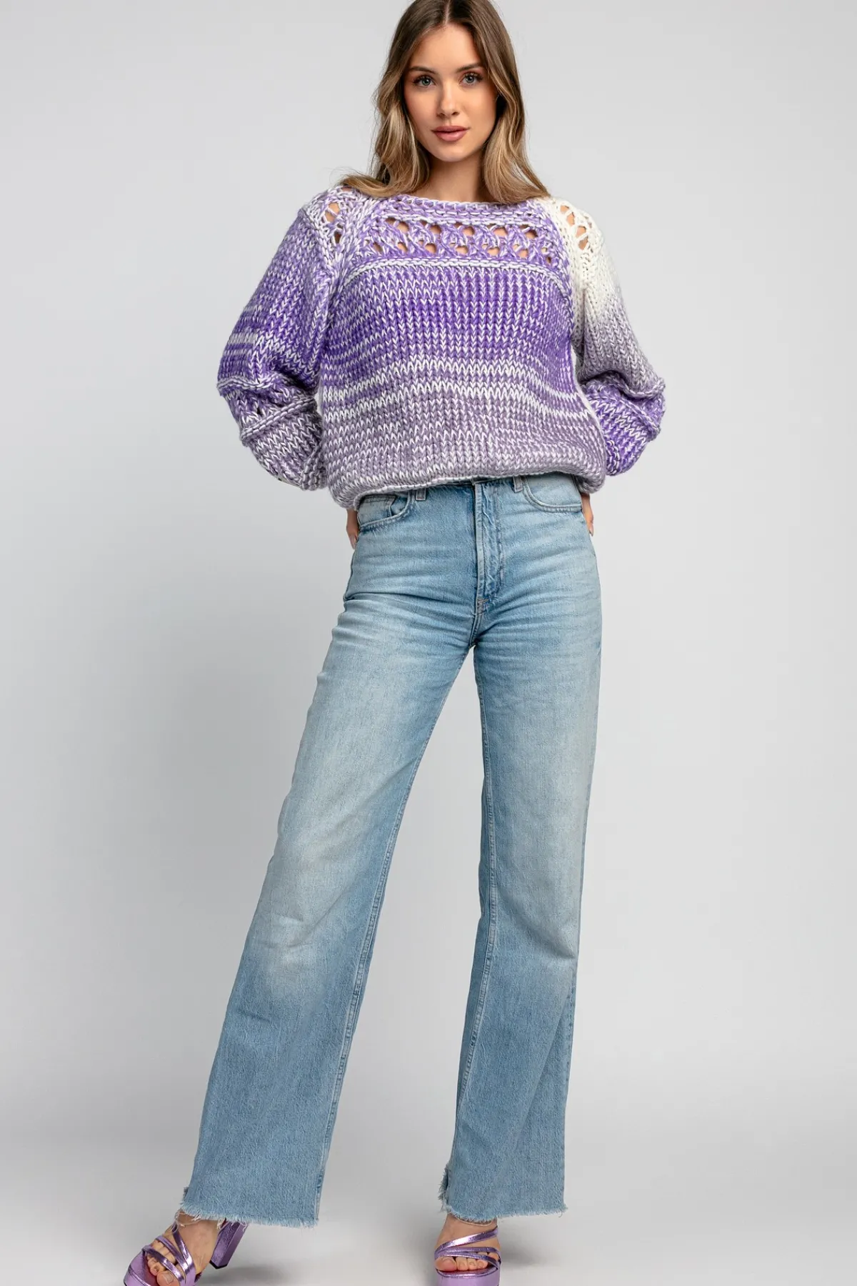 Swetry Ażurowe | Swetry Kolorowe>Fobya Sweter ażurowy o grubszym splocie chunky knit F1976 fiolet