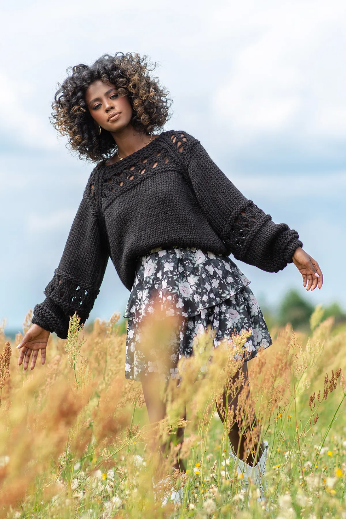 Swetry Na Jesień I Zimę | Ciepłe Swetry>Fobya Sweter z ażurem o grubszym splocie Chunky Knit F1260 czarny
