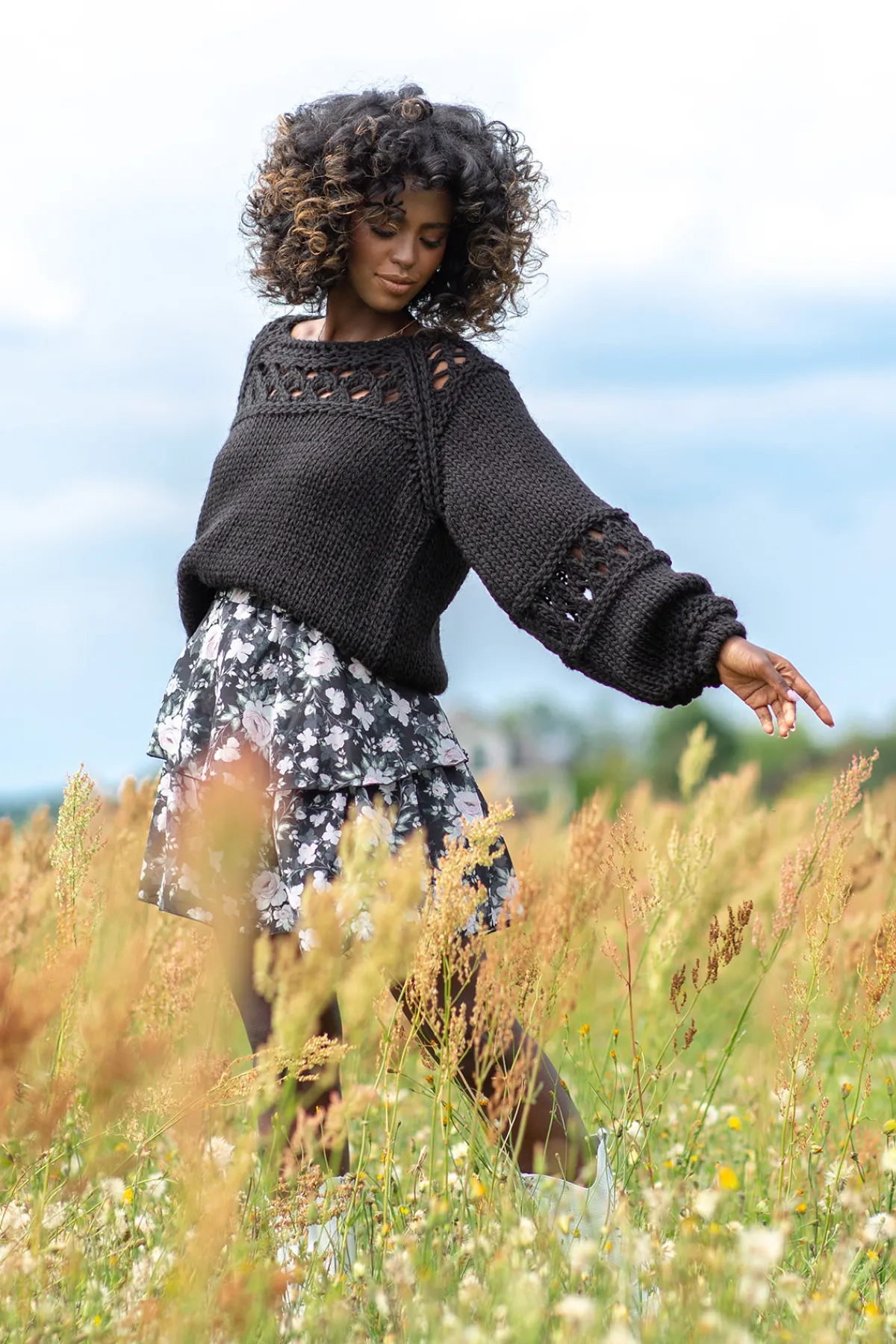 Swetry Na Jesień I Zimę | Ciepłe Swetry>Fobya Sweter z ażurem o grubszym splocie Chunky Knit F1260 czarny