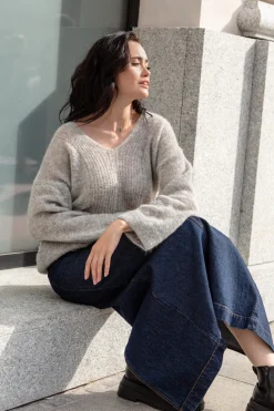 Swetry Oversize | Swetry Eleganckie><noscript><img width=