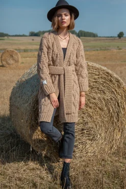 Kardigany Na Jesień I Zimę | Kardigany Z Paskiem>Fobya Wełniany kardigan o grubym splocie Chunky Knit F1480 carmel