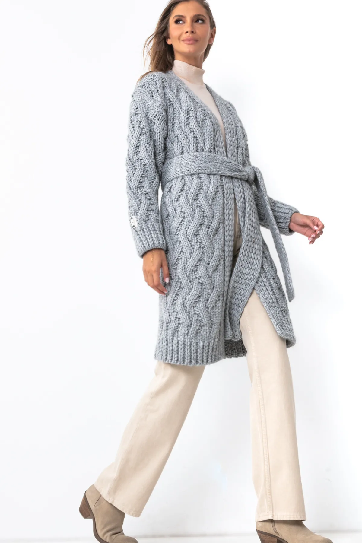 Kardigany Na Jesień I Zimę | Kardigany Z Paskiem>Fobya Wełniany kardigan o grubym splocie Chunky Knit F1480 szary