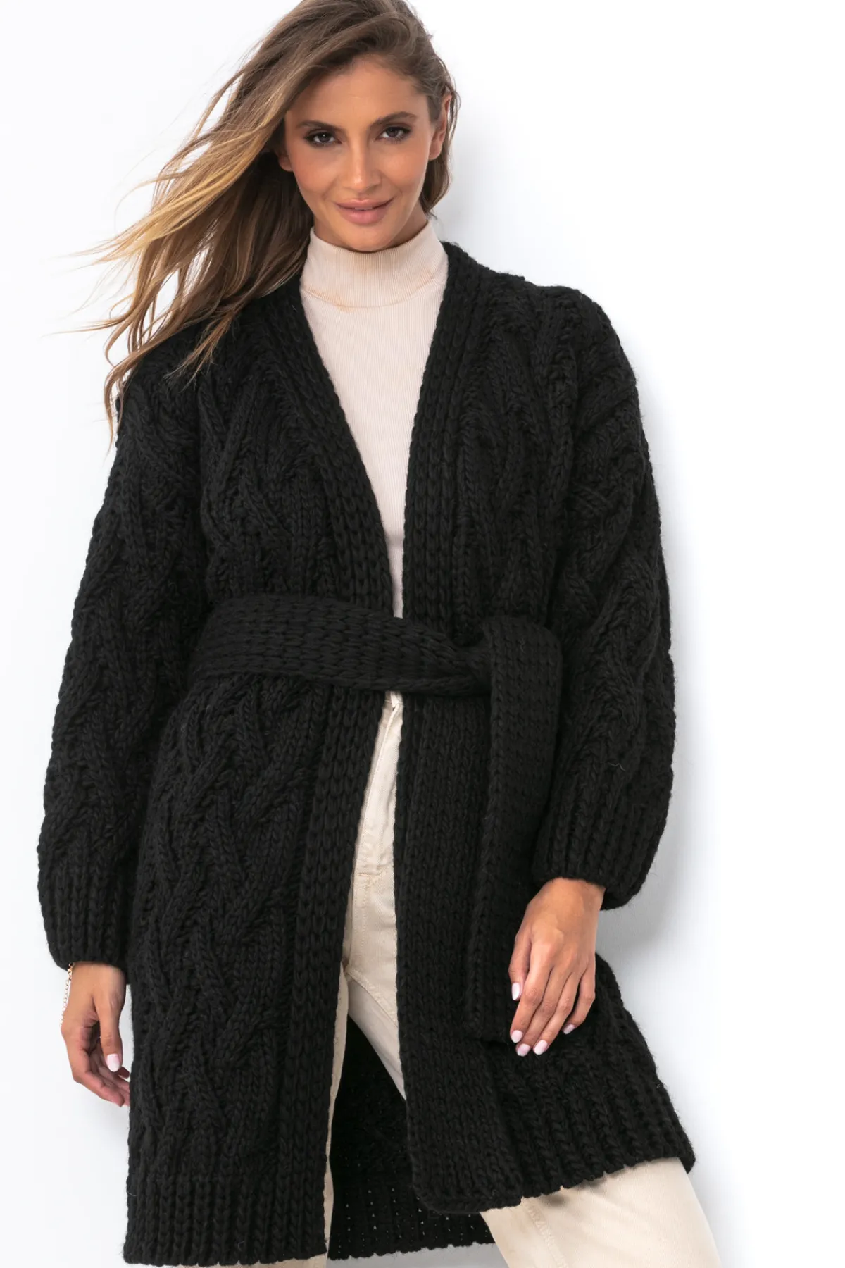 Kardigany Na Jesień I Zimę | Kardigany Z Paskiem>Fobya Wełniany kardigan o grubym splocie Chunky Knit F1480 czarny